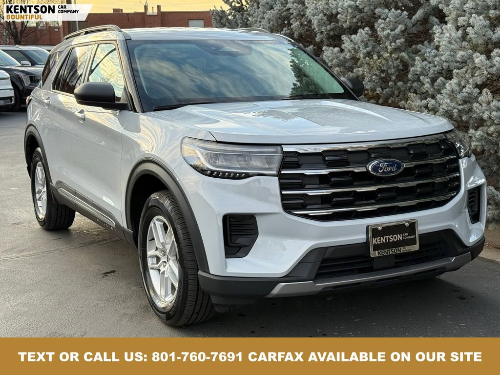 Used 2025 Ford Explorer Active image 11
