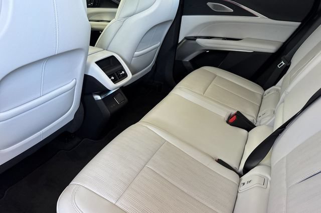Certified 2024 Cadillac Lyriq Luxury RWD image 12