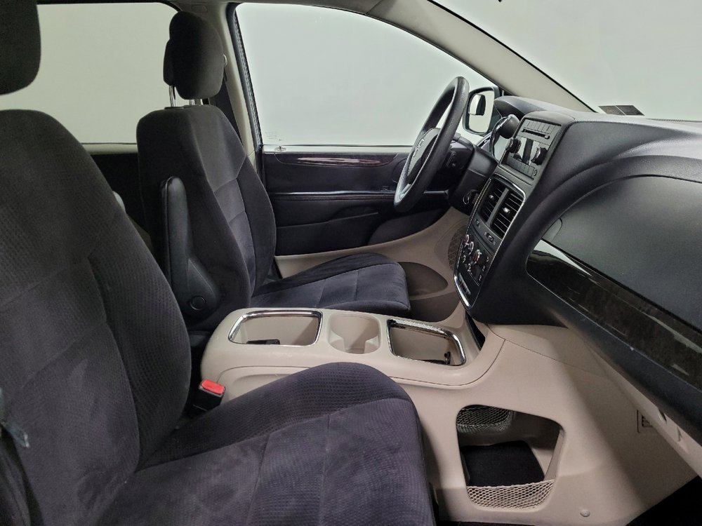 Used 2014 Dodge Grand Caravan SXT image 21