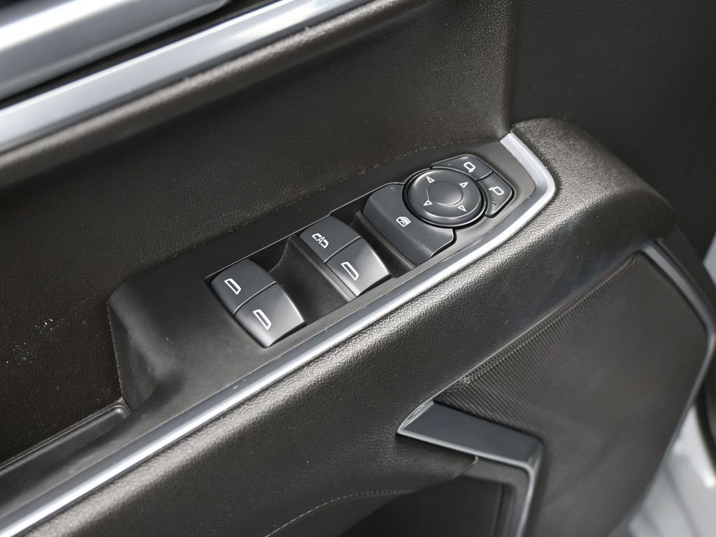 Used 2024 Chevrolet Silverado 1500 RST image 17