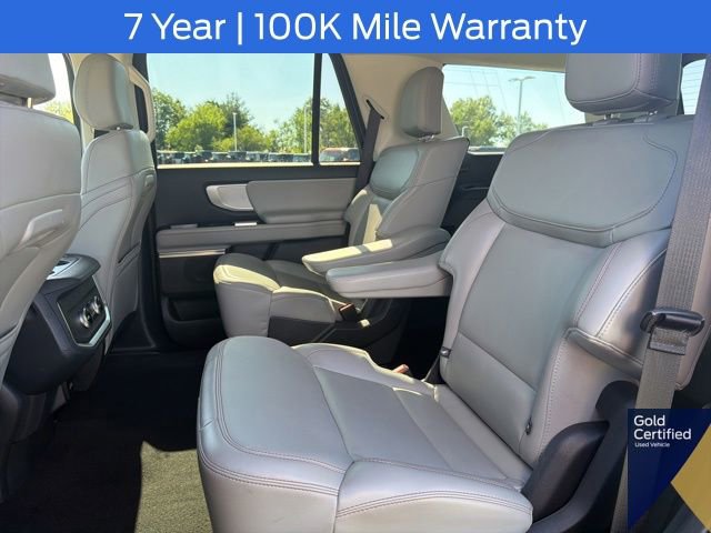 Used 2025 Ford Expedition Active AWD/4WD image 25