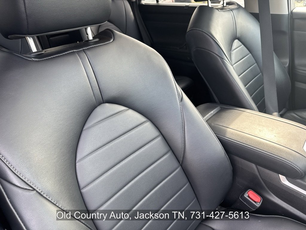 Used 2023 Toyota Highlander XLE FWD image 19