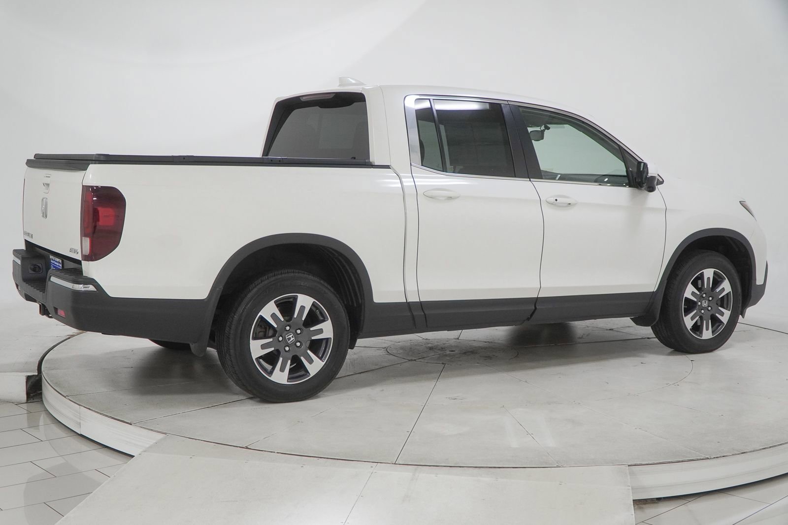 Used 2018 Honda Ridgeline RTL-T image 15