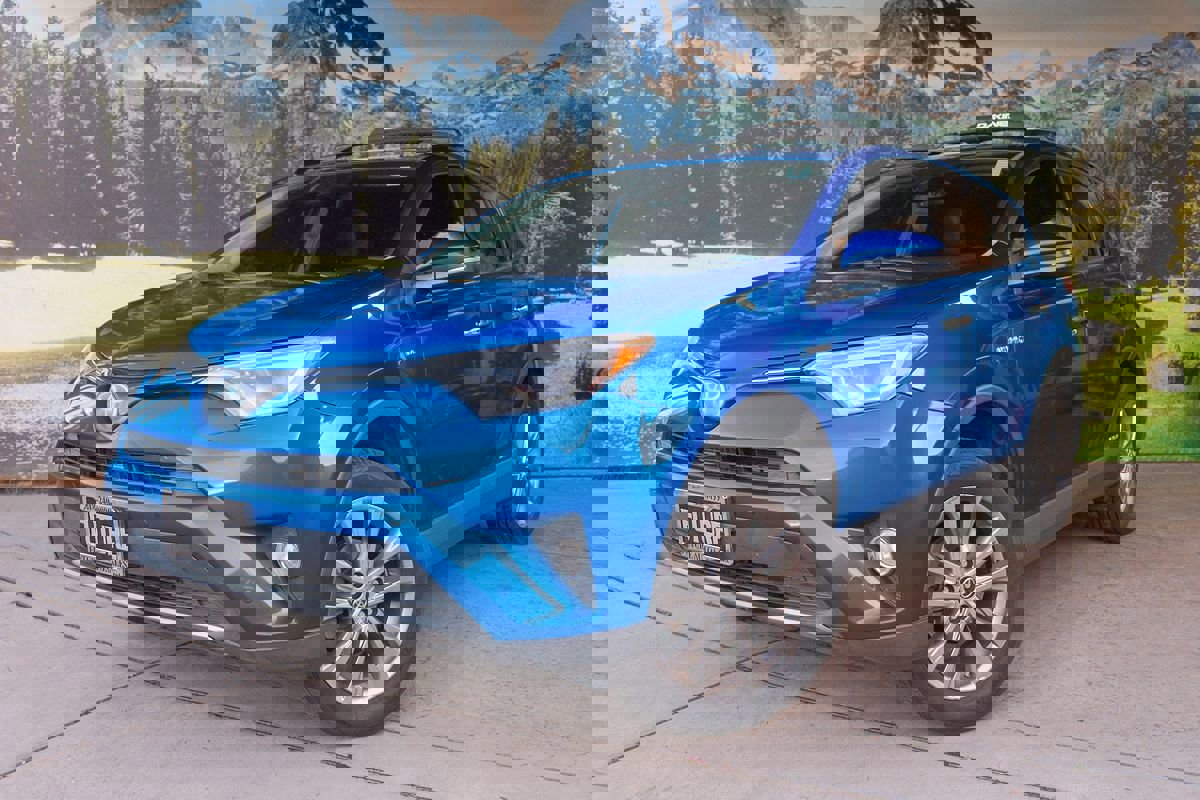 Used 2018 Toyota RAV4 Limited