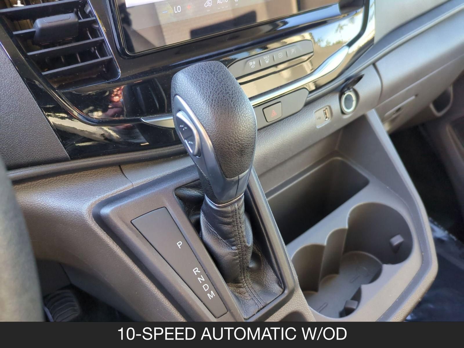 Used 2024 Ford Transit 350 XLT image 16