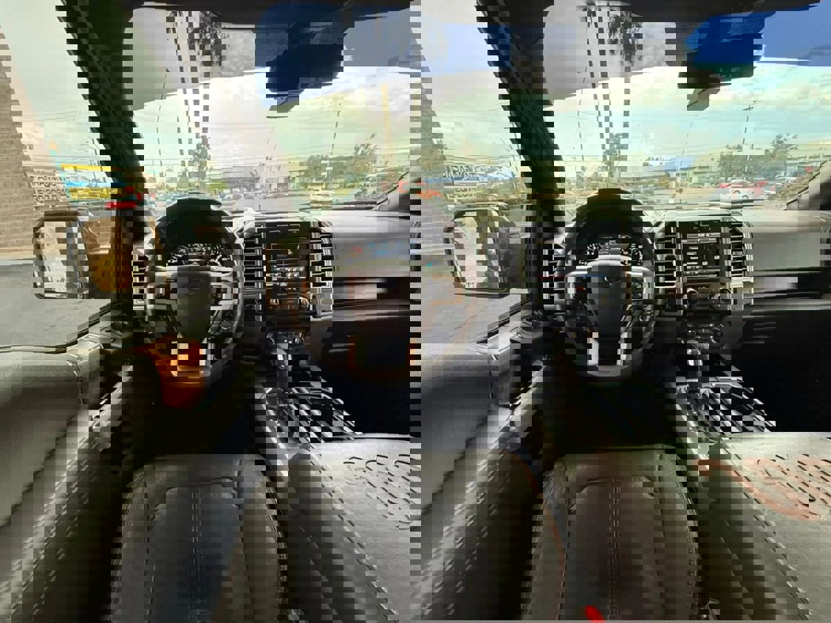 Used 2015 Ford F150 King Ranch w/ Equipment Group 601A Luxury AWD/4WD image 28