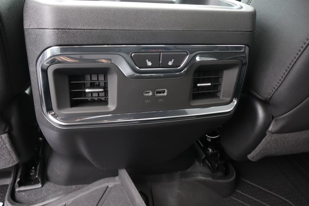 New 2026 Chevrolet Silverado 1500 High Country AWD/4WD image 24