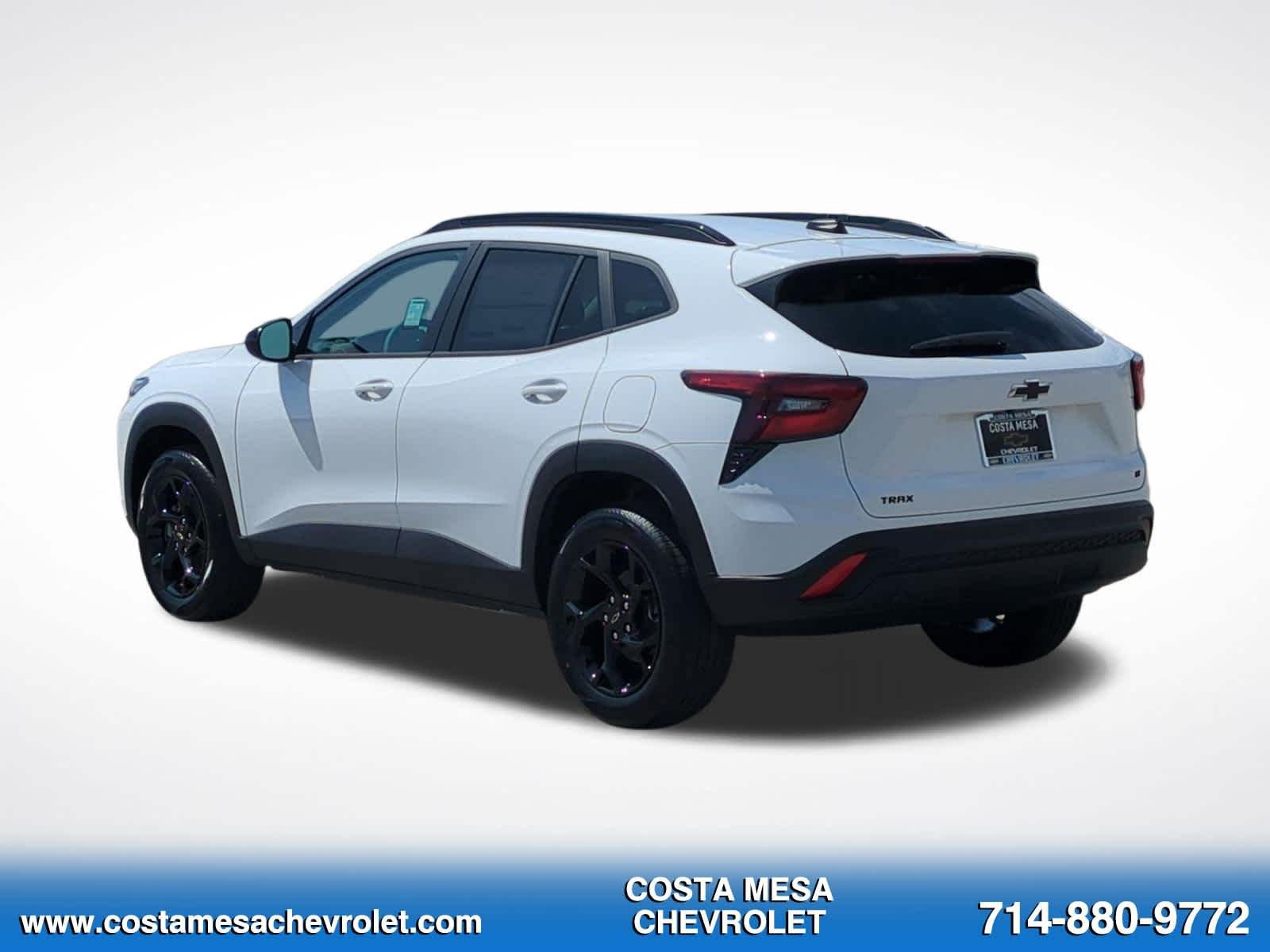 New 2026 Chevrolet Trax LT w/ Midnight Edition FWD image 7