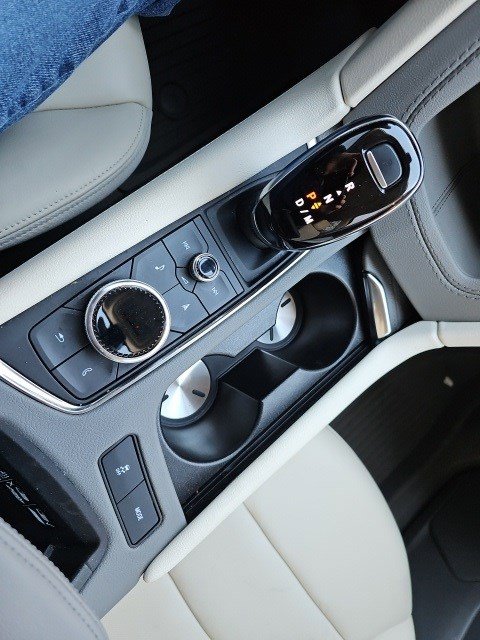 Used 2024 Cadillac XT6 Premium Luxury w/ Technology Package image 24