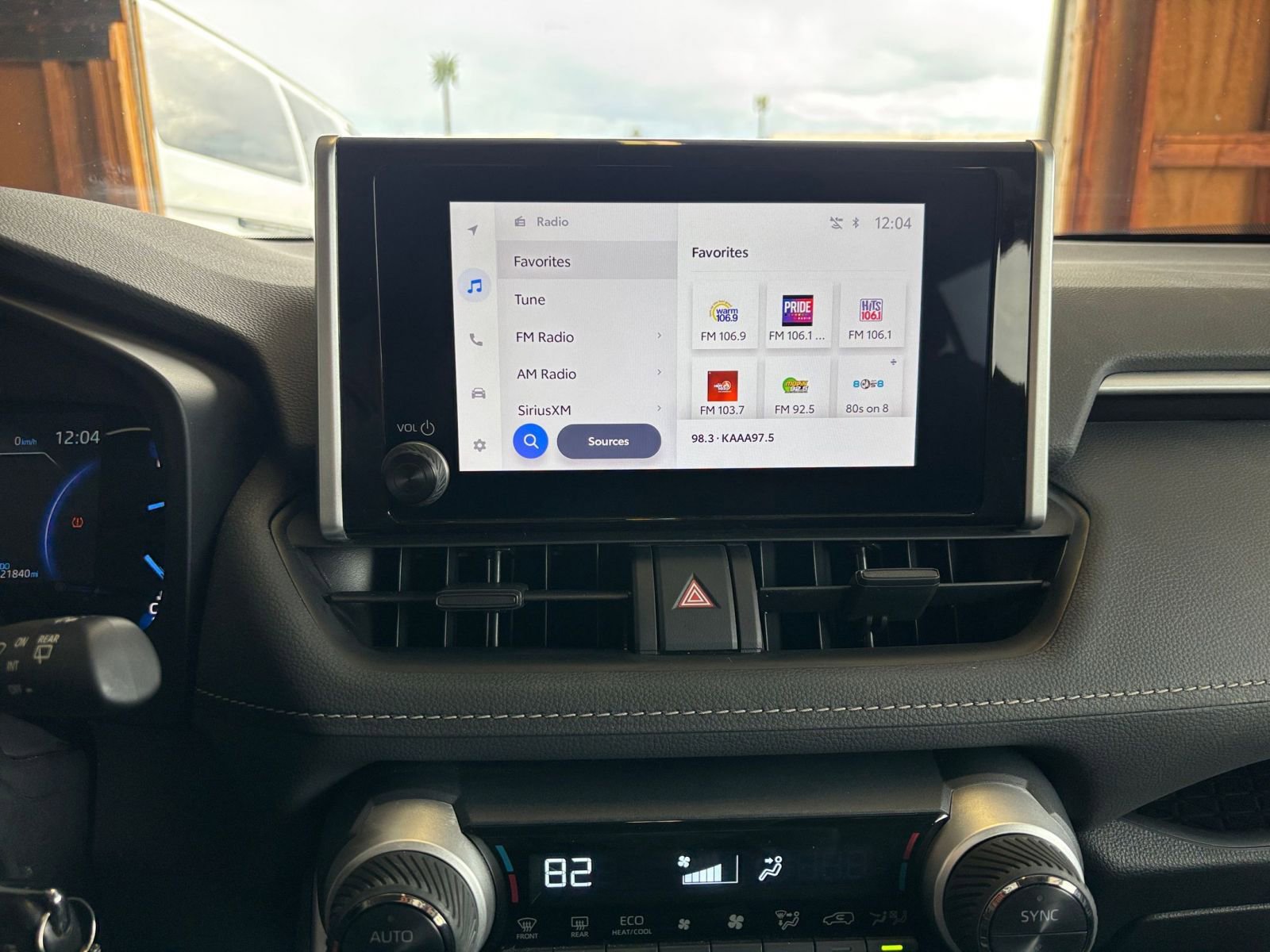 Used 2025 Toyota RAV4 LE image 21