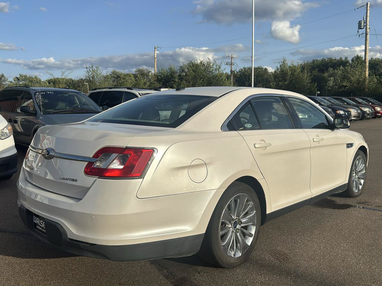 Used 2012 Ford Taurus Limited FWD image 5