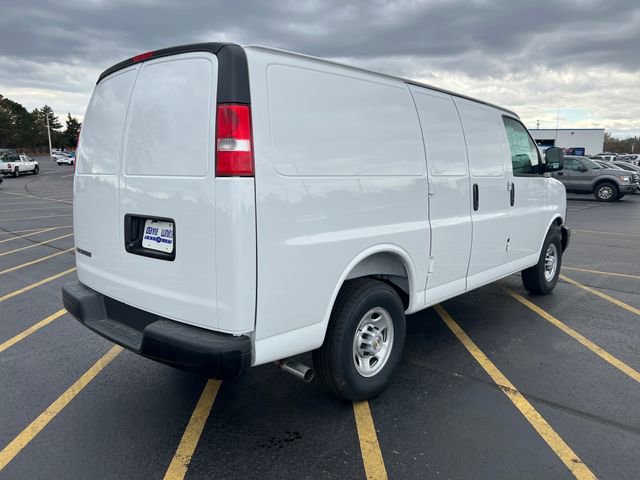 New 2025 Chevrolet Express 2500 w/ Driver Convenience Package image 6
