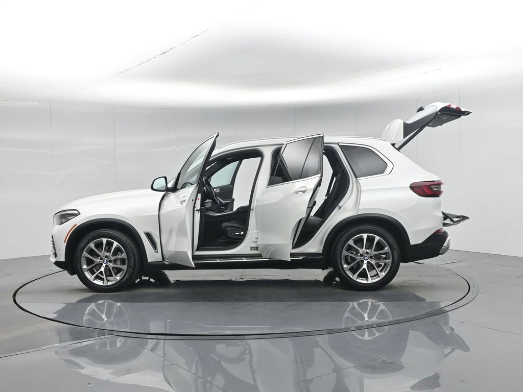 Used 2023 BMW X5 sDrive40i image 45