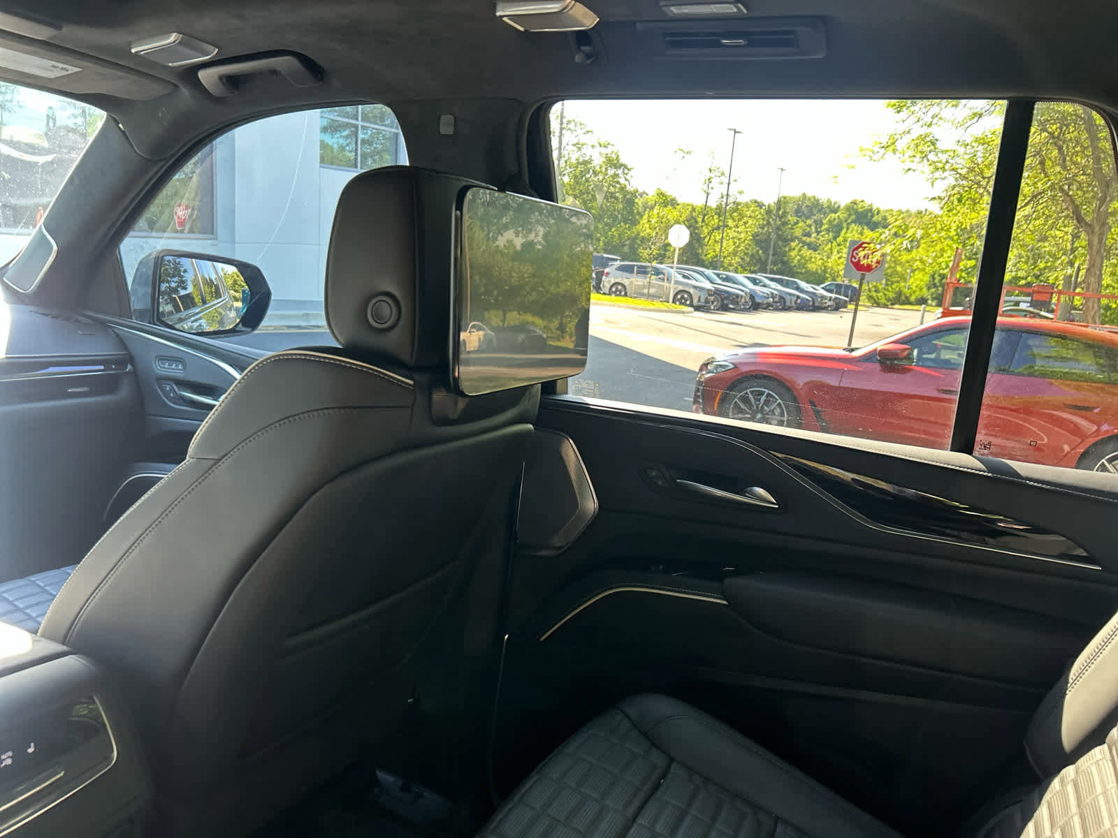 Used 2024 Cadillac Escalade V w/ LPO, ONYX Package AWD/4WD image 16