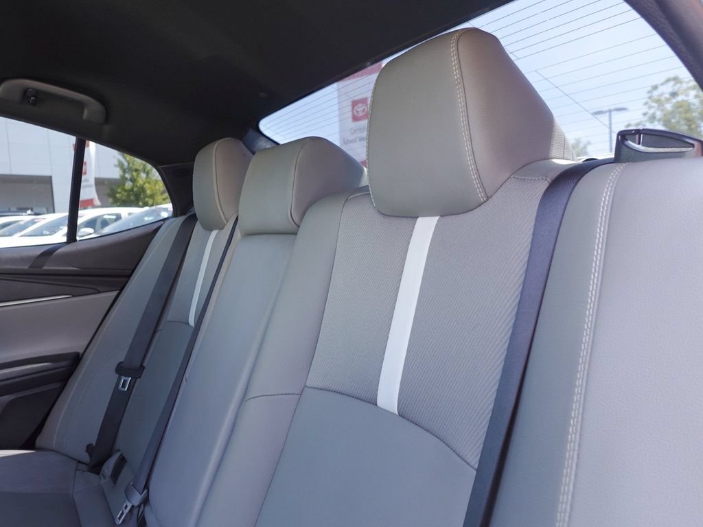 Used 2025 Toyota Camry SE w/ Multimedia Upgrade Package FWD image 10