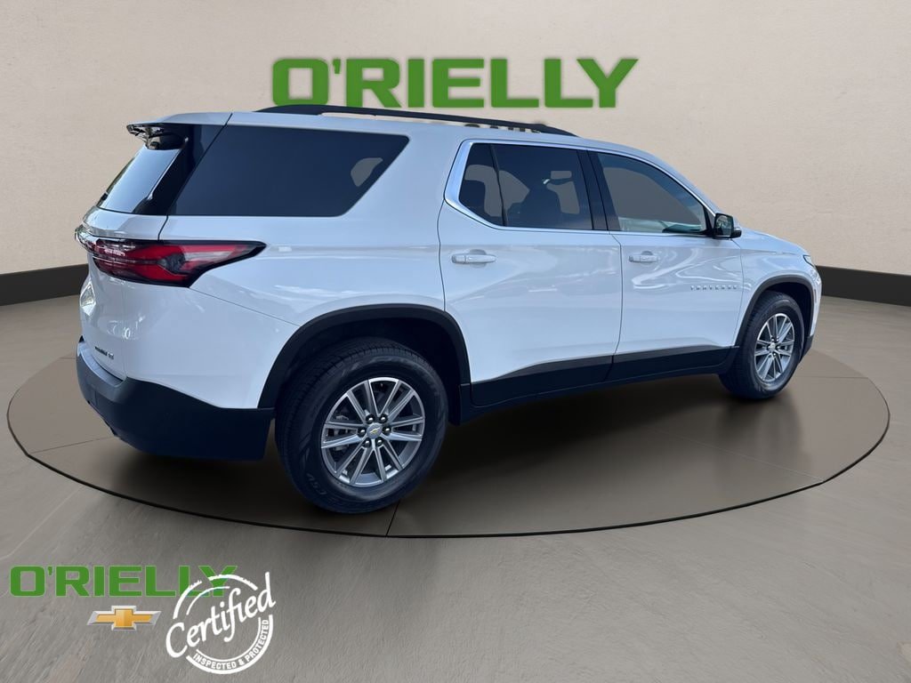 Used 2023 Chevrolet Traverse LT AWD/4WD image 6