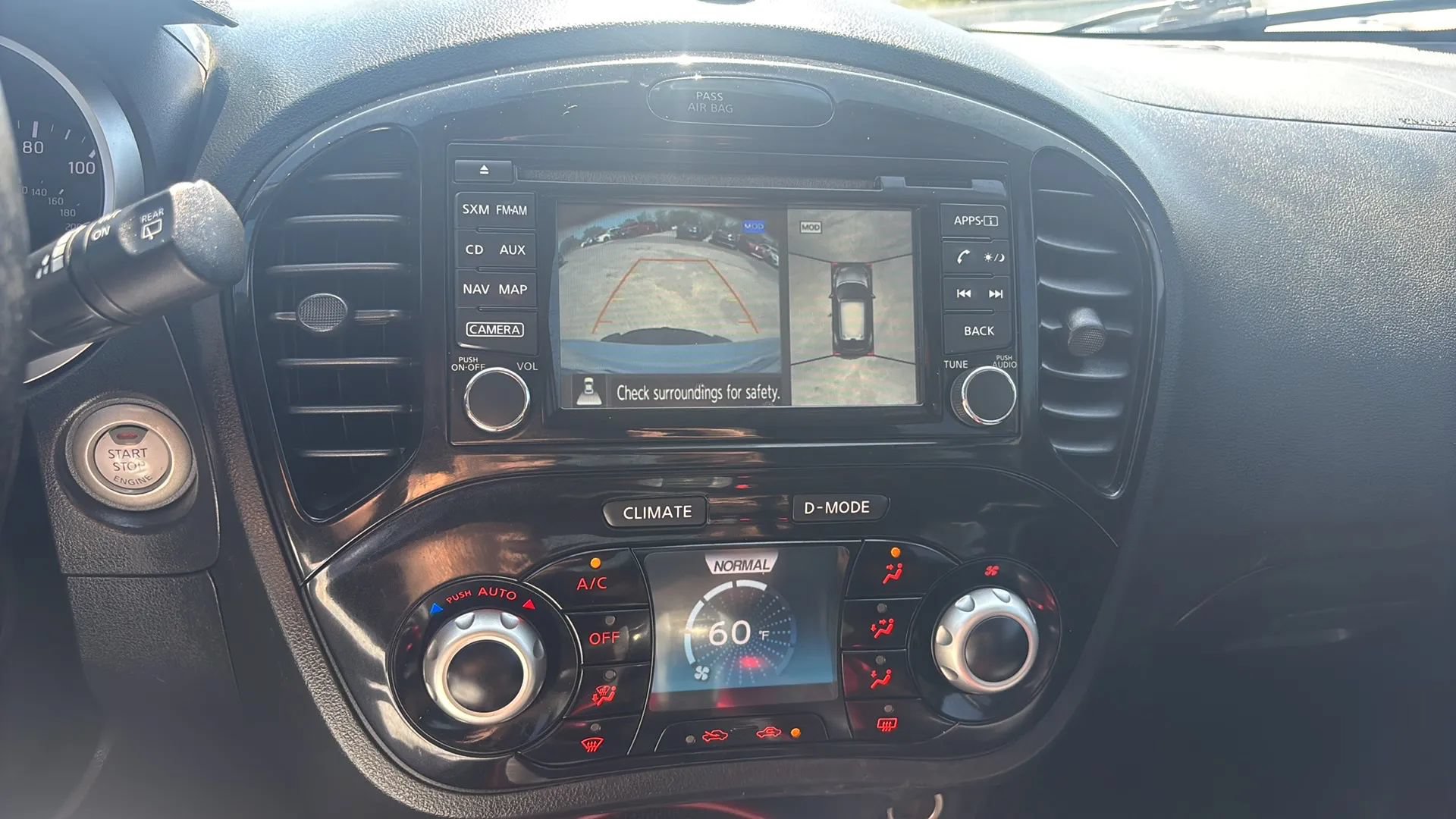Used 2016 Nissan Juke SL AWD/4WD image 6
