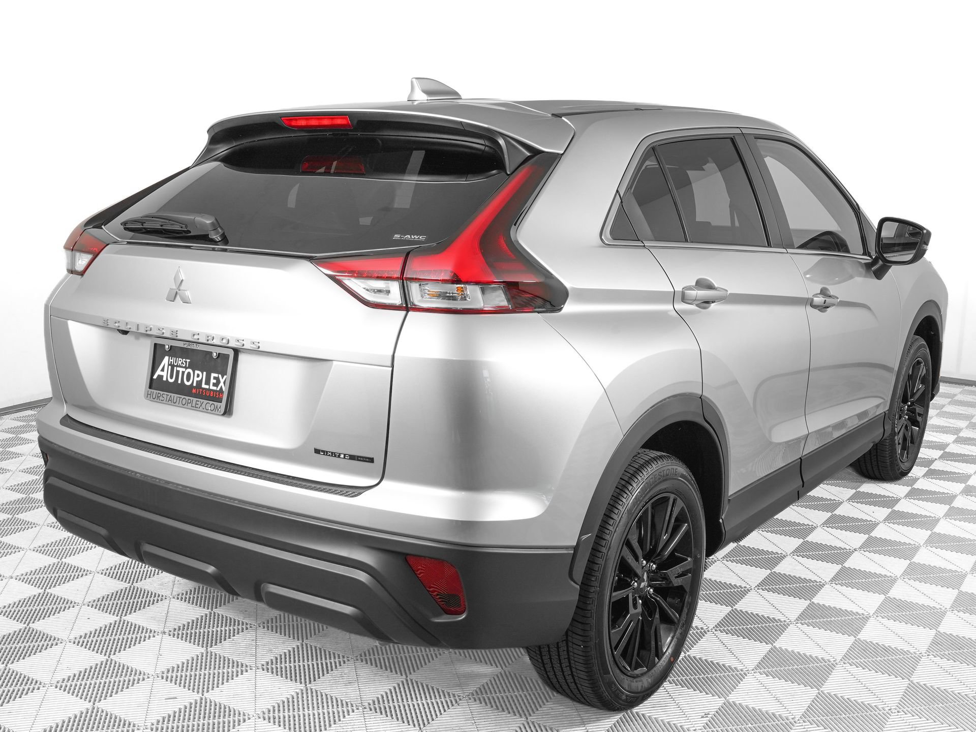 New 2026 Mitsubishi Eclipse Cross LE AWD/4WD image 6