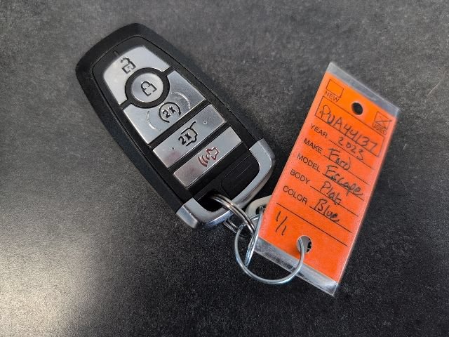 Certified 2023 Ford Escape Platinum AWD/4WD image 38