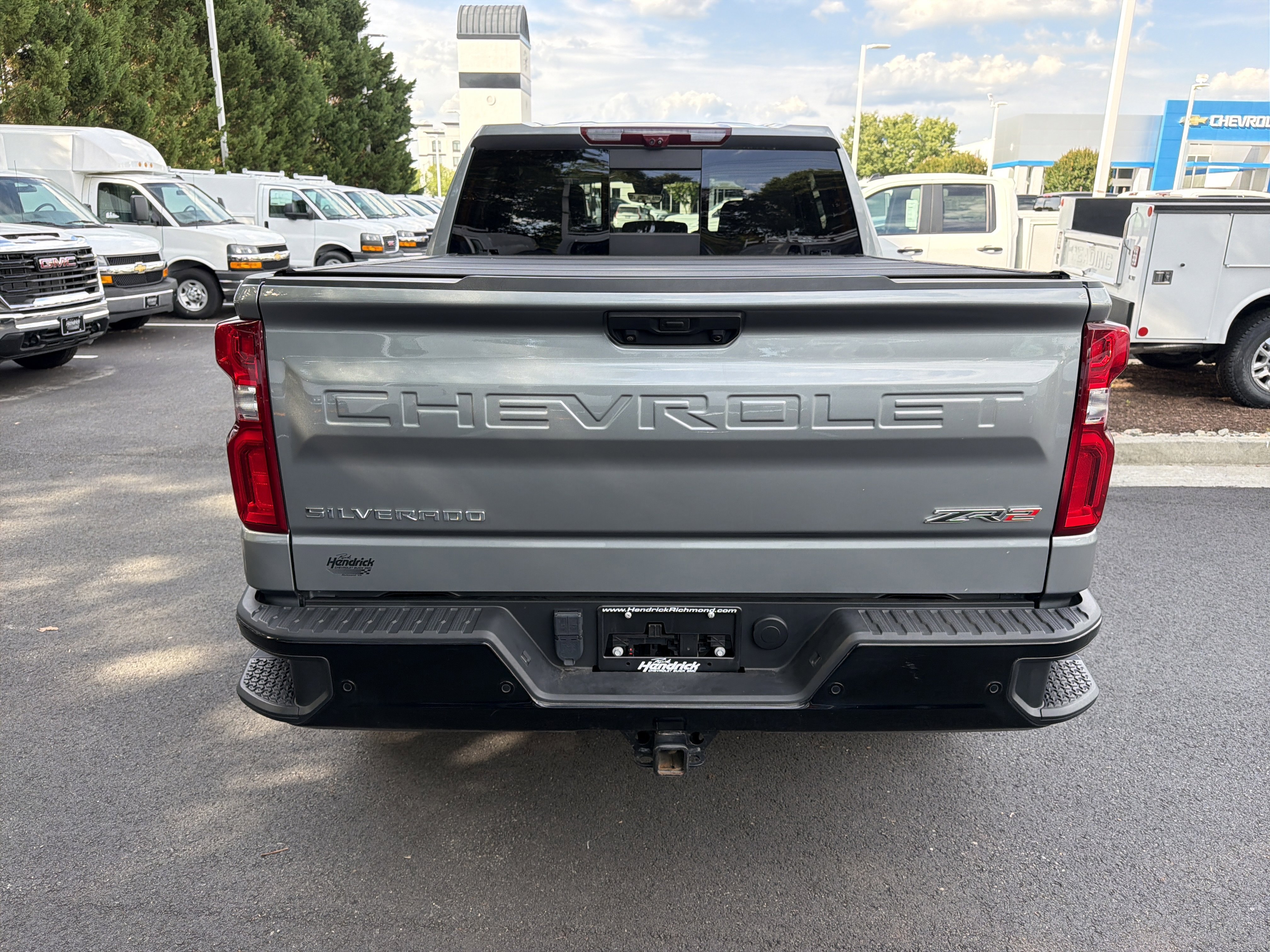 Used 2023 Chevrolet Silverado 1500 ZR2 w/ Technology Package AWD/4WD image 9