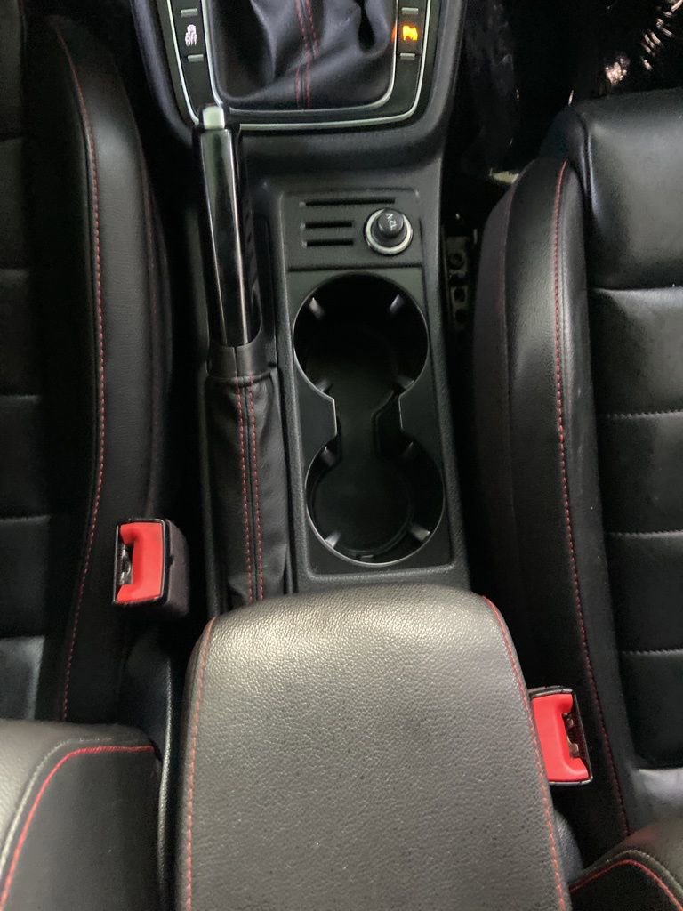 Used 2017 Volkswagen GTI Autobahn image 28