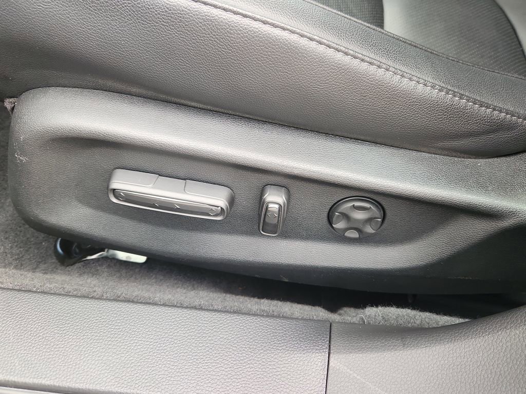 Used 2021 Honda Accord EX-L image 8
