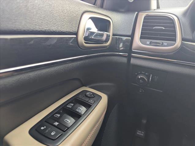 Used 2017 Jeep Grand Cherokee Limited 75th Anniversary image 7