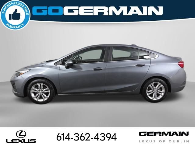 Used 2019 Chevrolet Cruze LT w/ Convenience Package image 10