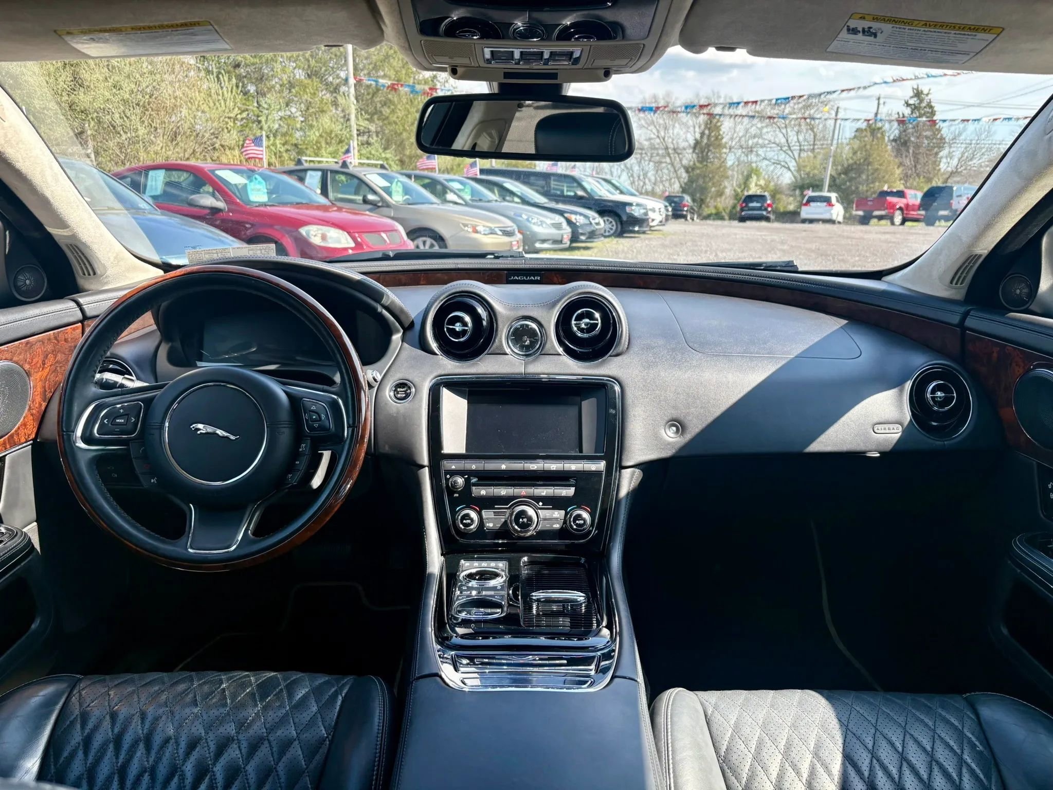 Used 2016 Jaguar XJ L Portfolio RWD image 27