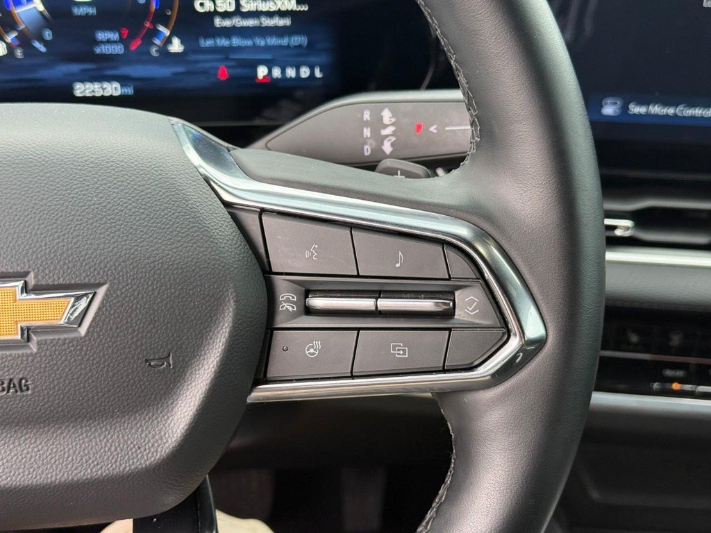 Used 2025 Chevrolet Equinox LT FWD image 20