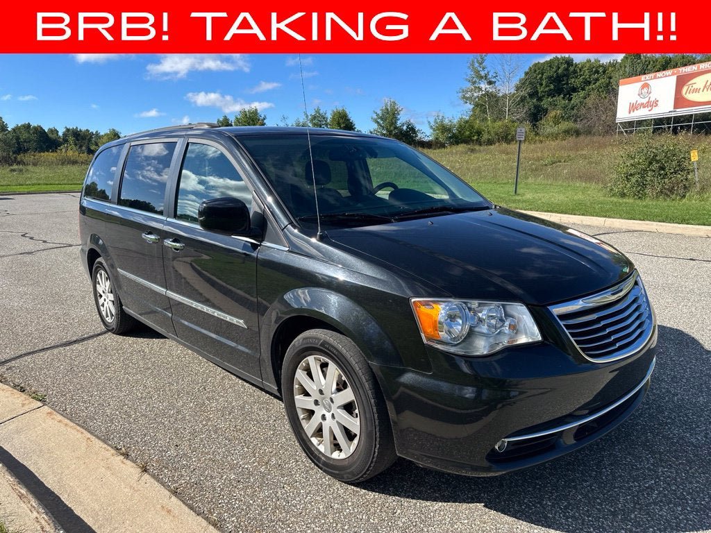 Used 2015 Chrysler Town & Country Touring w/ Driver Convenience Group