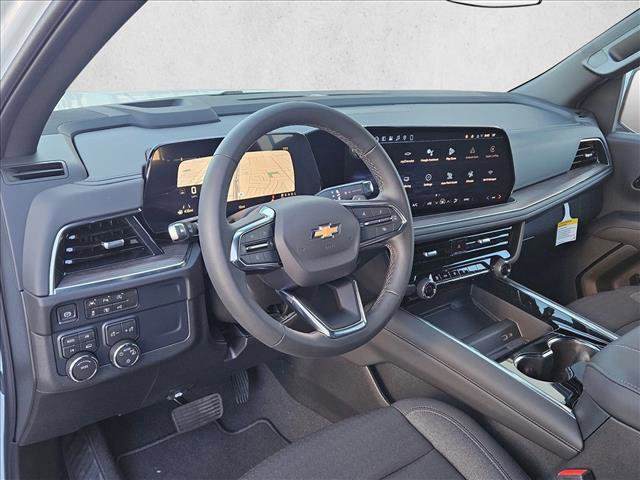 New 2026 Chevrolet Suburban LS image 3