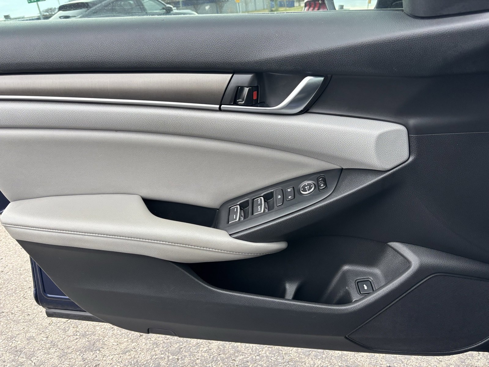 Used 2020 Honda Accord LX image 15