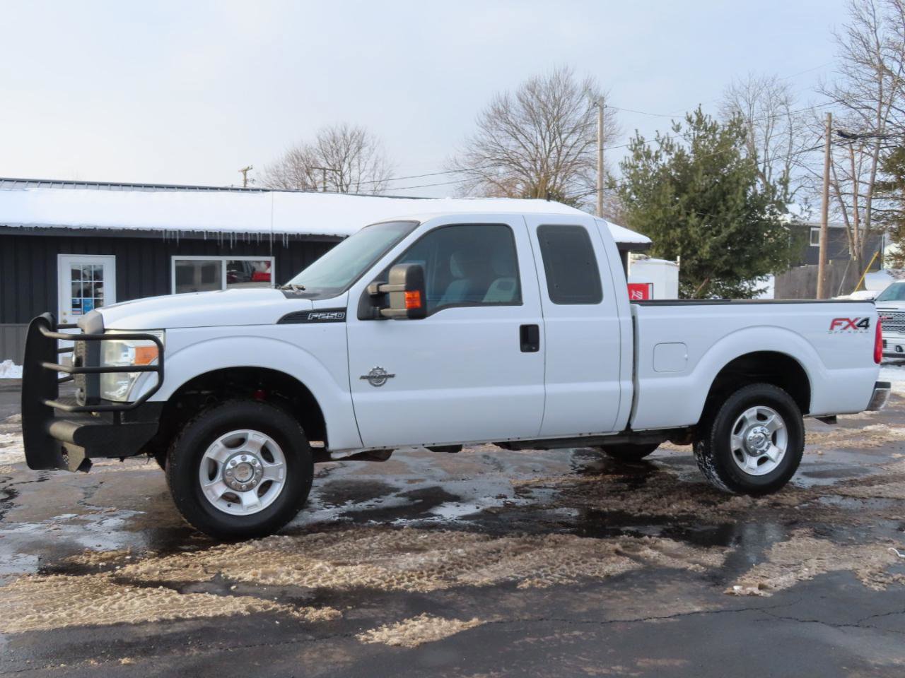 Used 2015 Ford F250 XL w/ Power Equipment Group image 2