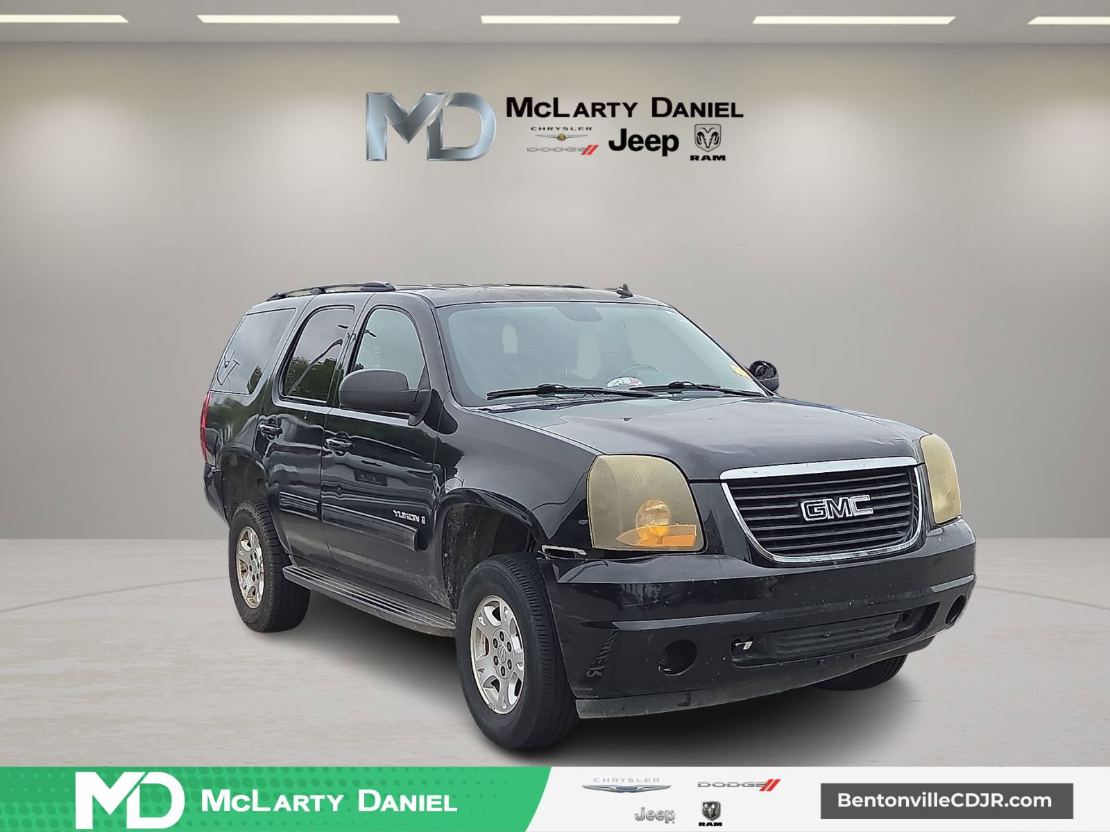 Used 2009 GMC Yukon SLE RWD image 1
