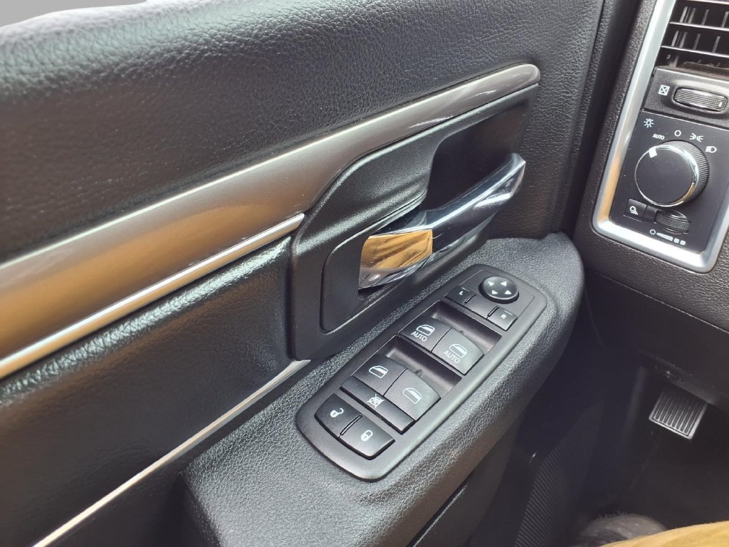 Used 2024 RAM 1500 Warlock RWD image 18