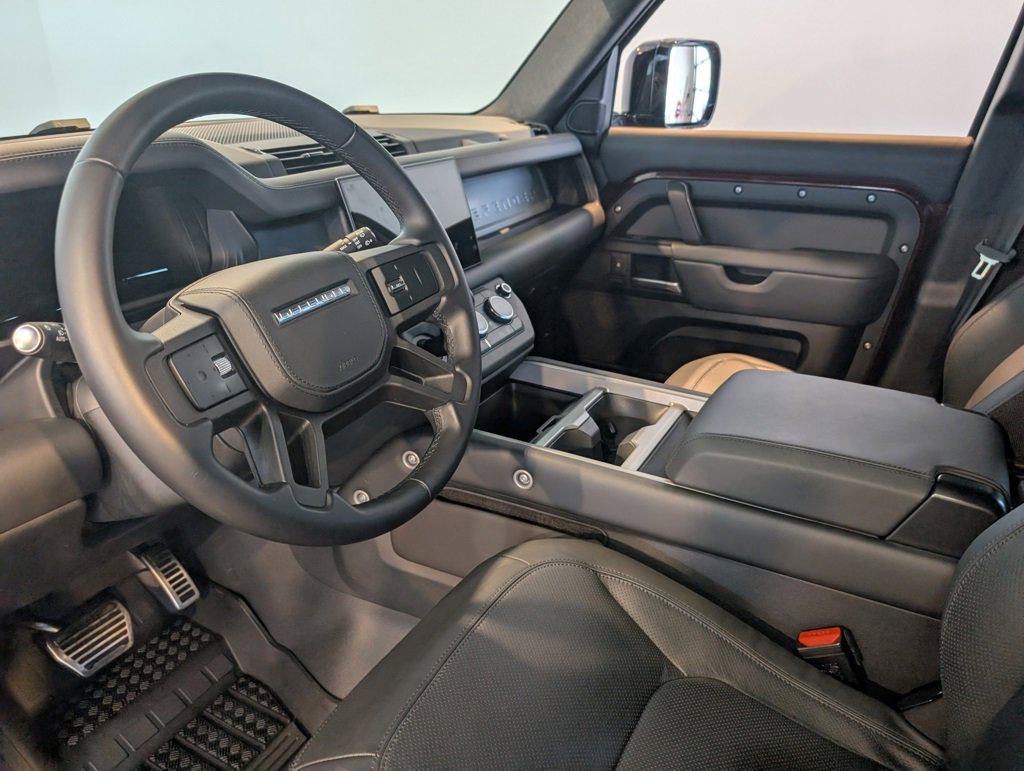 Used 2025 Land Rover Defender 110 Sedona Red Edition image 12