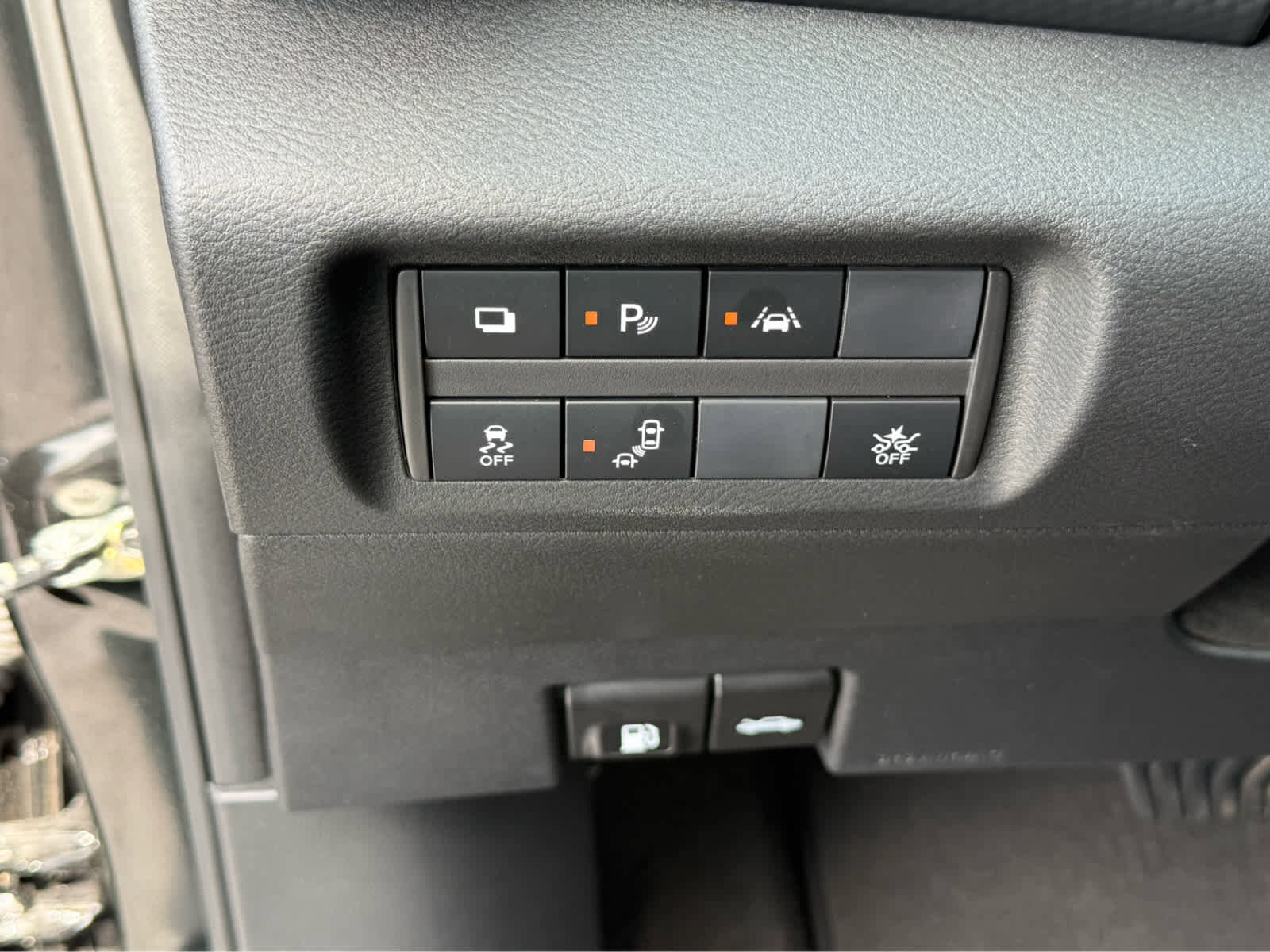 Used 2025 Nissan Kicks Play S FWD image 23