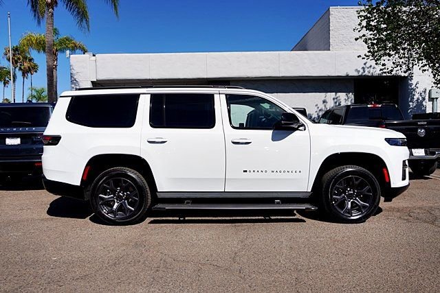 New 2026 Jeep Grand Wagoneer Limited w/ Premium Group II AWD/4WD image 7