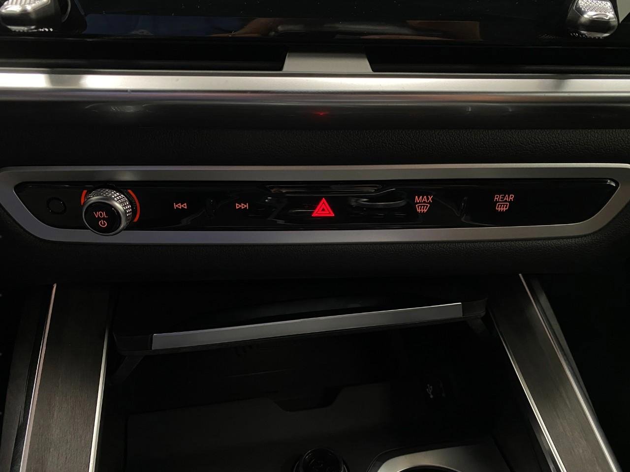 New 2026 BMW X7 M60i image 28