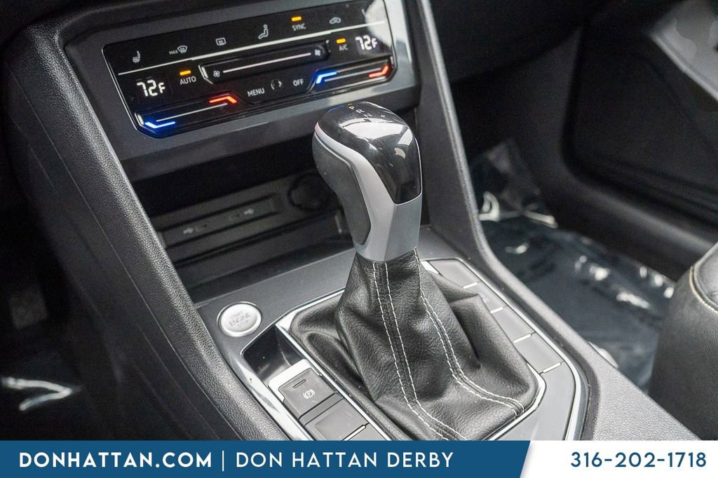 Used 2023 Volkswagen Tiguan SE image 9