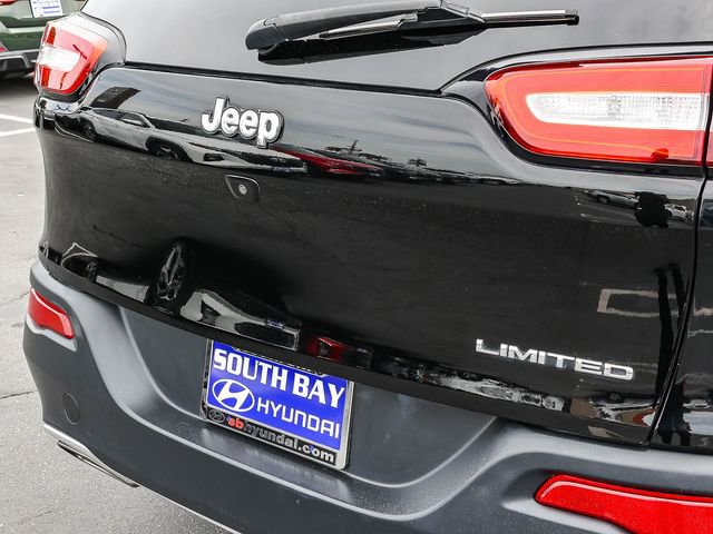 Used 2017 Jeep Cherokee Limited FWD image 7