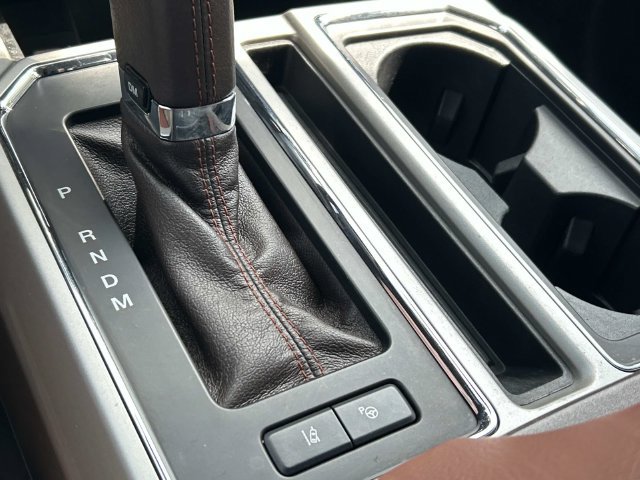 Used 2020 Ford F150 King Ranch w/ Equipment Group 601A Luxury AWD/4WD image 35