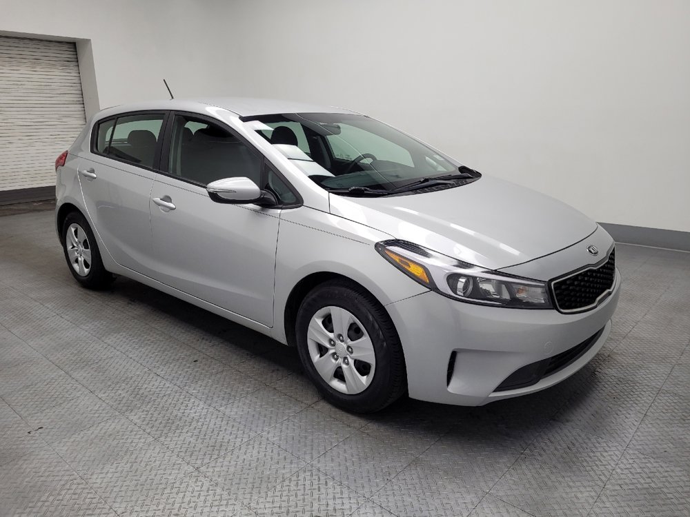 Used 2018 Kia Forte LX image 11