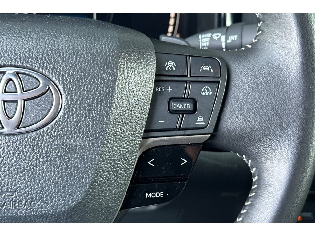 Certified 2025 Toyota Camry SE image 28