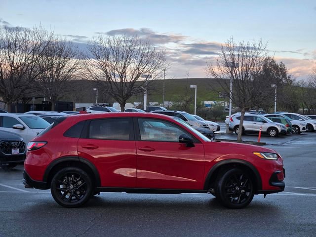 Used 2023 Honda HR-V Sport image 3