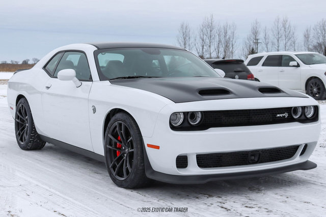 Used 2023 Dodge Challenger SRT Hellcat RWD image 12