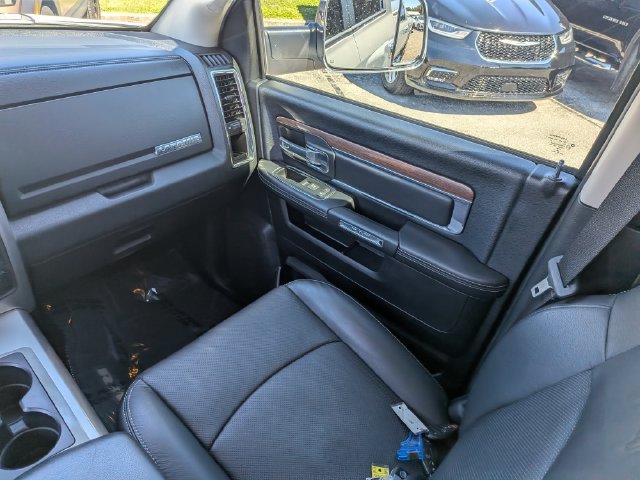 Used 2015 RAM 1500 Laramie w/ Convenience Group AWD/4WD image 20