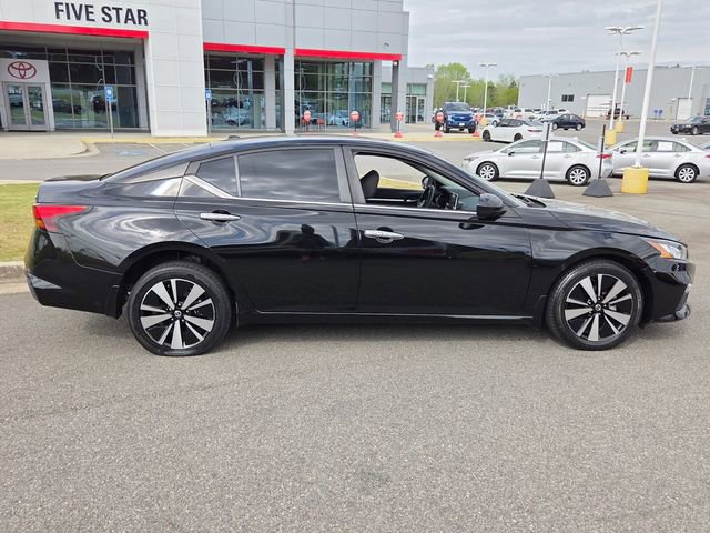 Used 2022 Nissan Altima 2.5 SV image 13