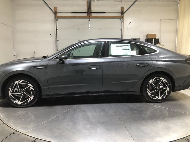 New 2026 Hyundai Sonata SEL image 4